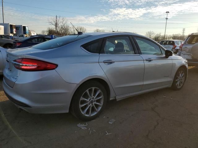 Photo 2 VIN: 3FA6P0LU6HR222466 - FORD FUSION 