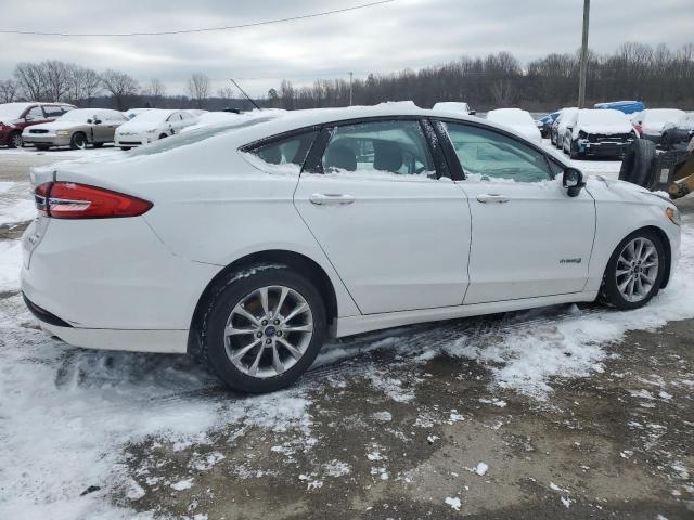 Photo 2 VIN: 3FA6P0LU6HR386896 - FORD FUSION 