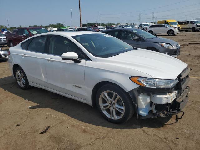 Photo 3 VIN: 3FA6P0LU6JR116315 - FORD FUSION SE 