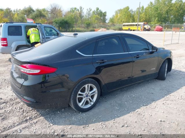 Photo 3 VIN: 3FA6P0LU6JR151436 - FORD FUSION 