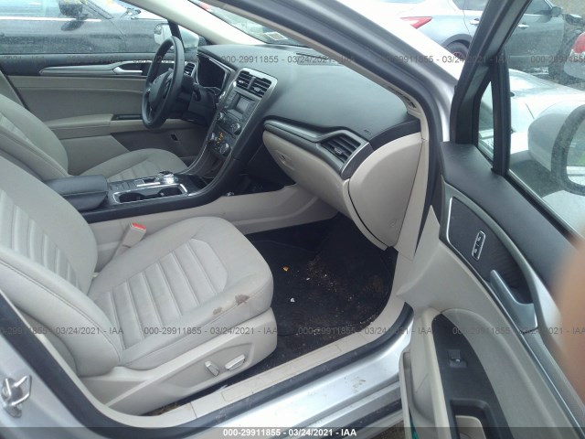 Photo 4 VIN: 3FA6P0LU6JR221789 - FORD FUSION HYBRID 