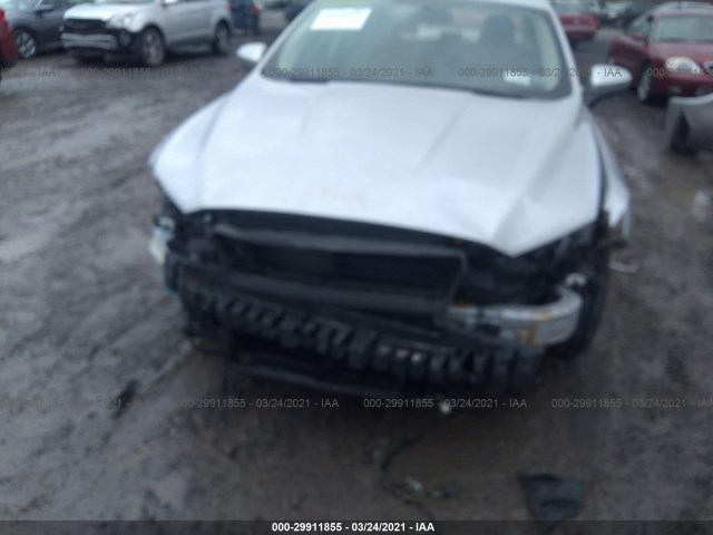 Photo 5 VIN: 3FA6P0LU6JR221789 - FORD FUSION HYBRID 