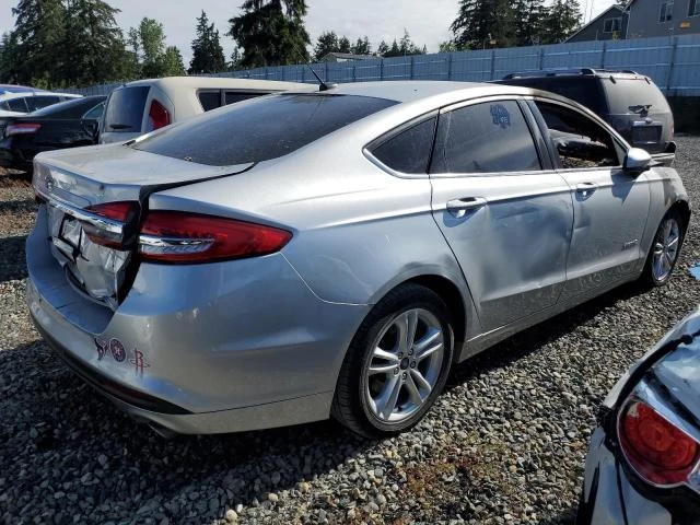 Photo 2 VIN: 3FA6P0LU6JR242030 - FORD FUSION SE 