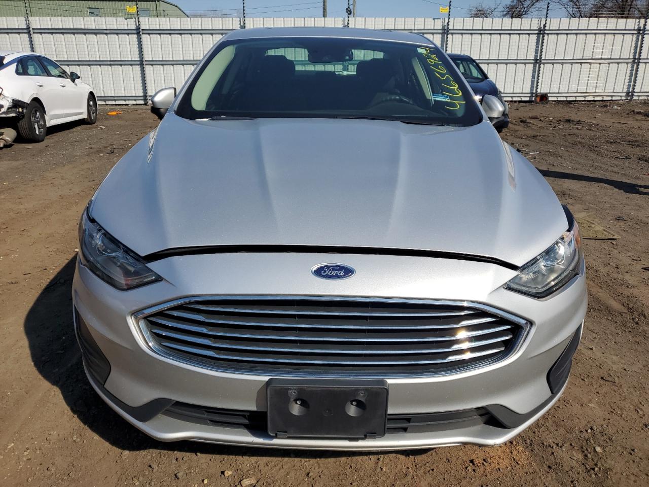 Photo 4 VIN: 3FA6P0LU6KR181702 - FORD FUSION 