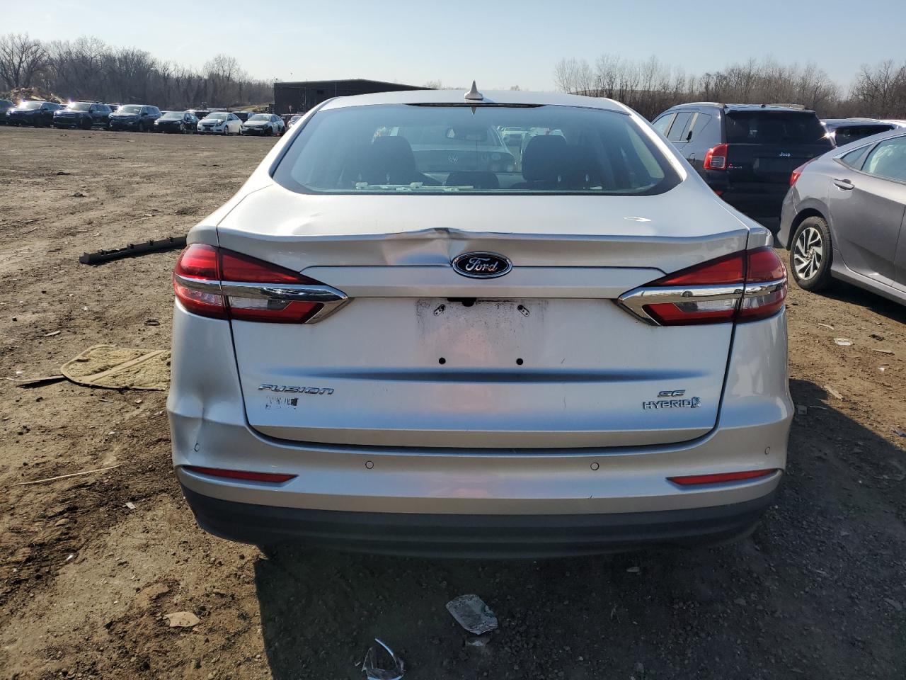 Photo 5 VIN: 3FA6P0LU6KR181702 - FORD FUSION 