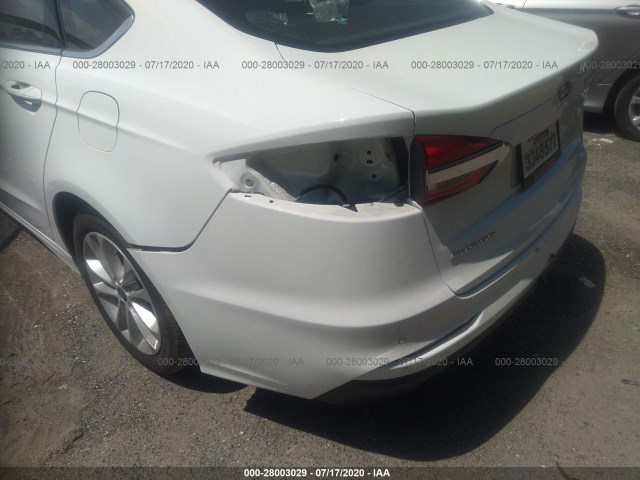 Photo 5 VIN: 3FA6P0LU6KR205917 - FORD FUSION HYBRID 