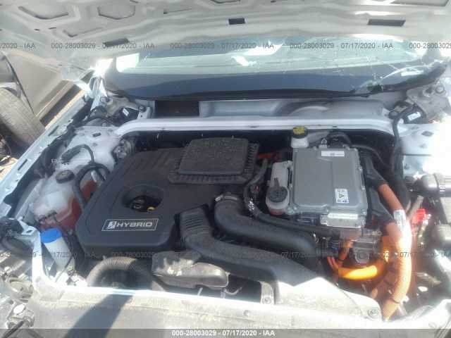 Photo 9 VIN: 3FA6P0LU6KR205917 - FORD FUSION HYBRID 