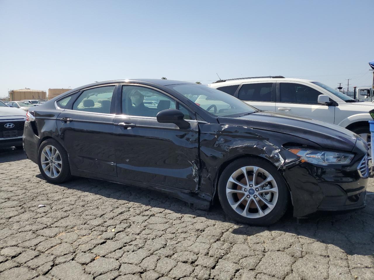 Photo 3 VIN: 3FA6P0LU6LR206325 - FORD FUSION 