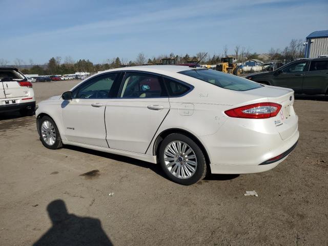 Photo 1 VIN: 3FA6P0LU7FR255733 - FORD FUSION 