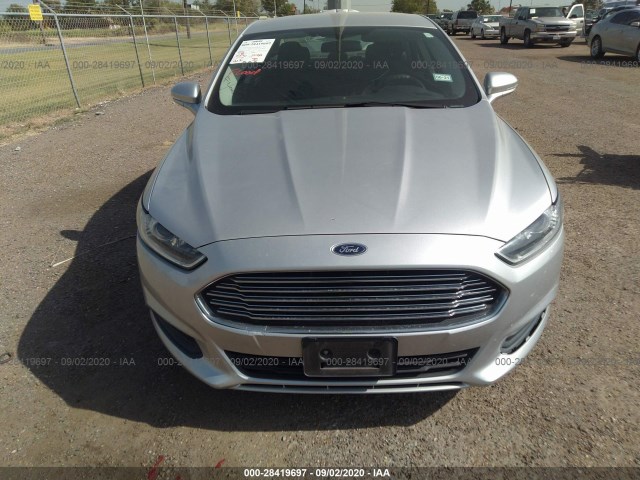 Photo 5 VIN: 3FA6P0LU7GR327807 - FORD FUSION 