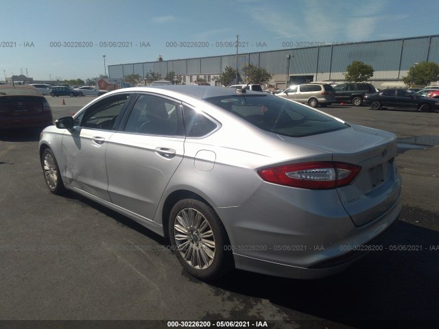 Photo 2 VIN: 3FA6P0LU7GR342257 - FORD FUSION 