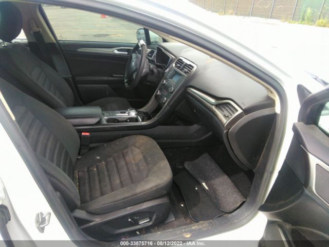 Photo 4 VIN: 3FA6P0LU7HR216255 - FORD FUSION 