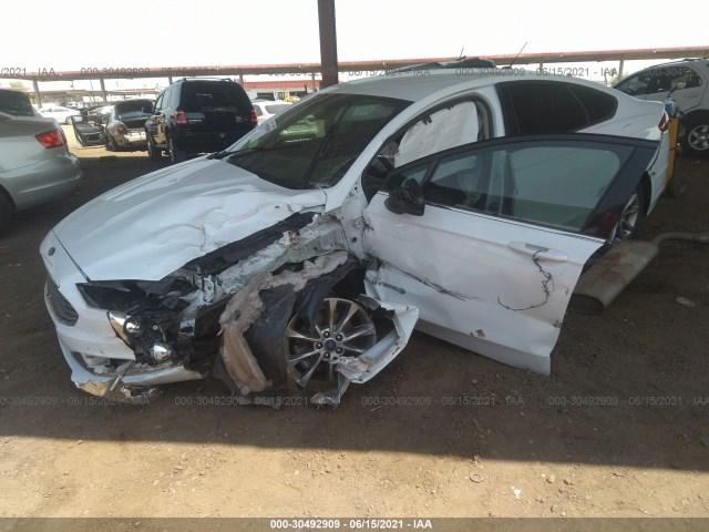 Photo 1 VIN: 3FA6P0LU7HR238384 - FORD FUSION 