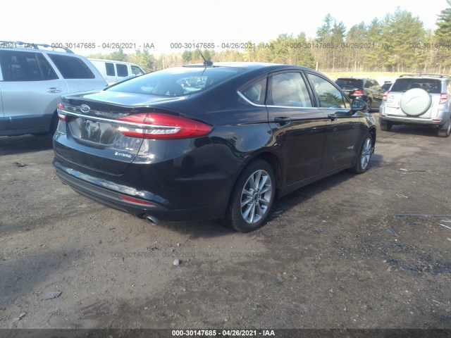 Photo 3 VIN: 3FA6P0LU7HR258439 - FORD FUSION 