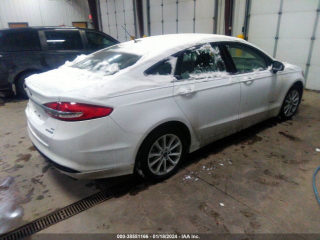 Photo 3 VIN: 3FA6P0LU7HR260904 - FORD FUSION HYBRID 