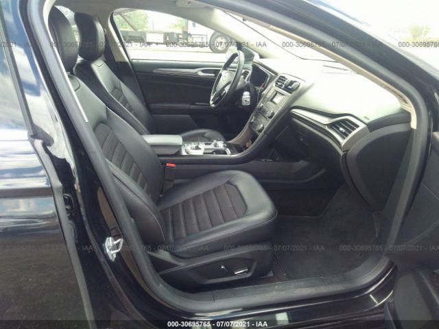 Photo 4 VIN: 3FA6P0LU7HR336590 - FORD FUSION 