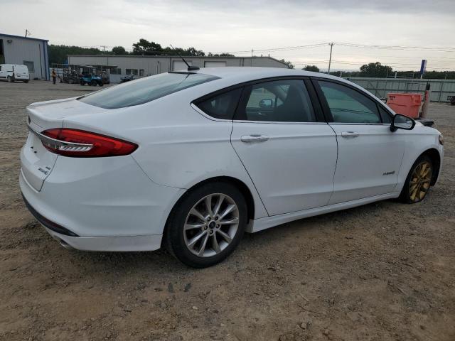 Photo 2 VIN: 3FA6P0LU7HR381173 - FORD FUSION SE 