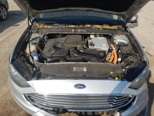 Photo 6 VIN: 3FA6P0LU7JR116291 - FORD FUSION SE 