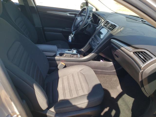 Photo 4 VIN: 3FA6P0LU7JR126576 - FORD FUSION SE 