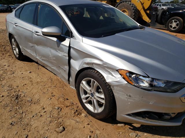 Photo 8 VIN: 3FA6P0LU7JR126576 - FORD FUSION SE 