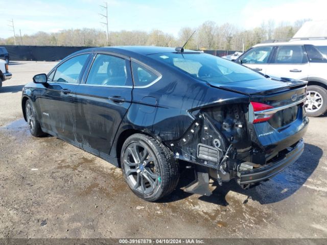 Photo 2 VIN: 3FA6P0LU7JR131910 - FORD FUSION HYBRID 