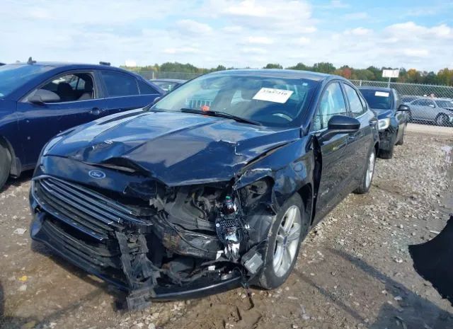 Photo 1 VIN: 3FA6P0LU7JR138257 - FORD FUSION 