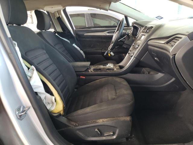 Photo 4 VIN: 3FA6P0LU7JR156418 - FORD FUSION SE 