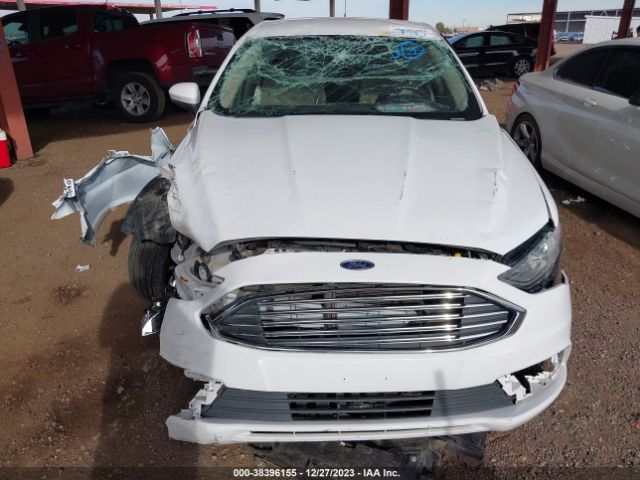 Photo 5 VIN: 3FA6P0LU7JR173882 - FORD FUSION HYBRID 