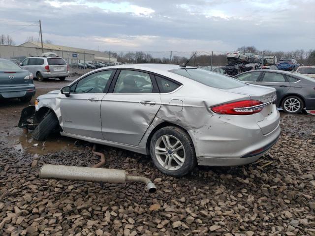 Photo 1 VIN: 3FA6P0LU7JR261816 - FORD FUSION 