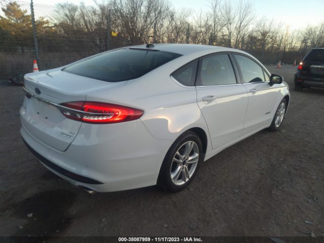 Photo 3 VIN: 3FA6P0LU7JR268118 - FORD FUSION HYBRID 