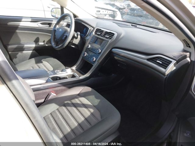 Photo 4 VIN: 3FA6P0LU7JR269141 - FORD FUSION HYBRID 