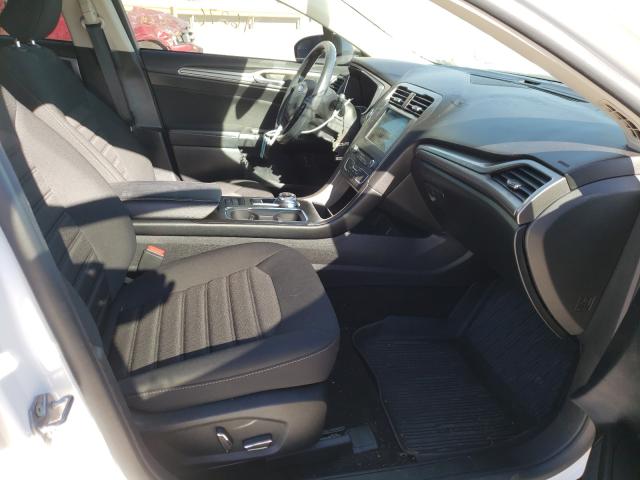 Photo 4 VIN: 3FA6P0LU7JR277188 - FORD FUSION SE 