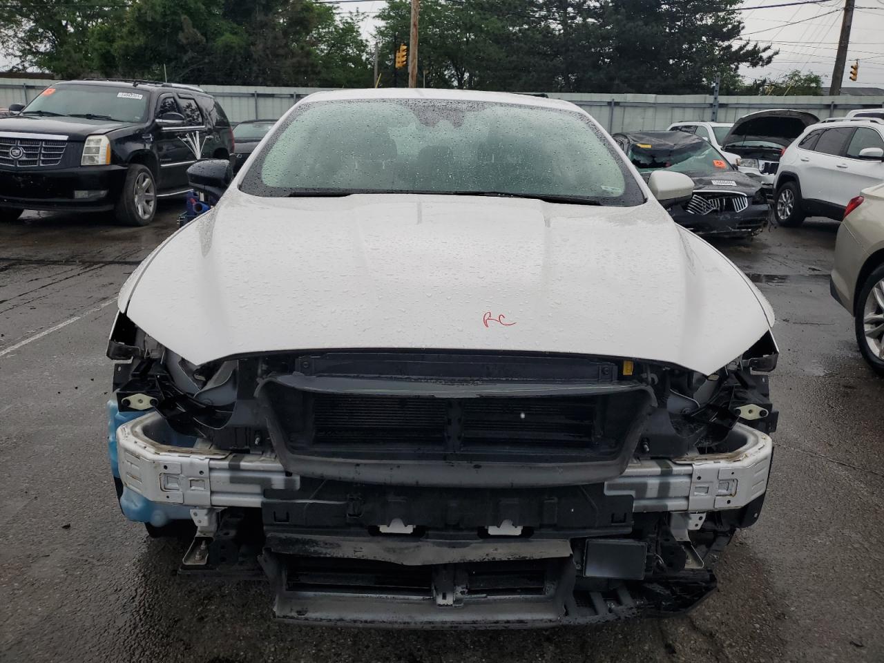 Photo 4 VIN: 3FA6P0LU7KR165718 - FORD FUSION 