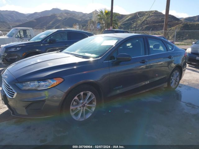 Photo 1 VIN: 3FA6P0LU7KR182423 - FORD FUSION HYBRID 