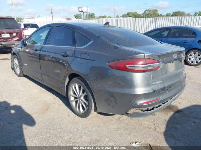 Photo 2 VIN: 3FA6P0LU7KR257119 - FORD FUSION 