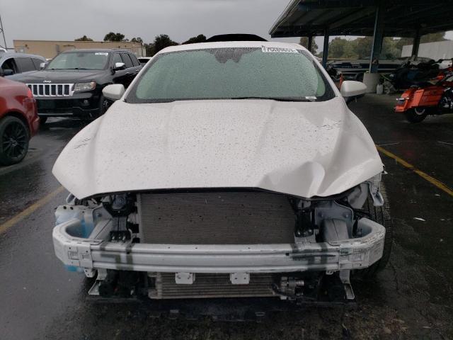 Photo 4 VIN: 3FA6P0LU7LR225112 - FORD FUSION 