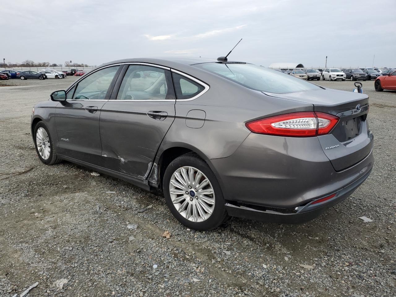 Photo 1 VIN: 3FA6P0LU8DR386585 - FORD FUSION 