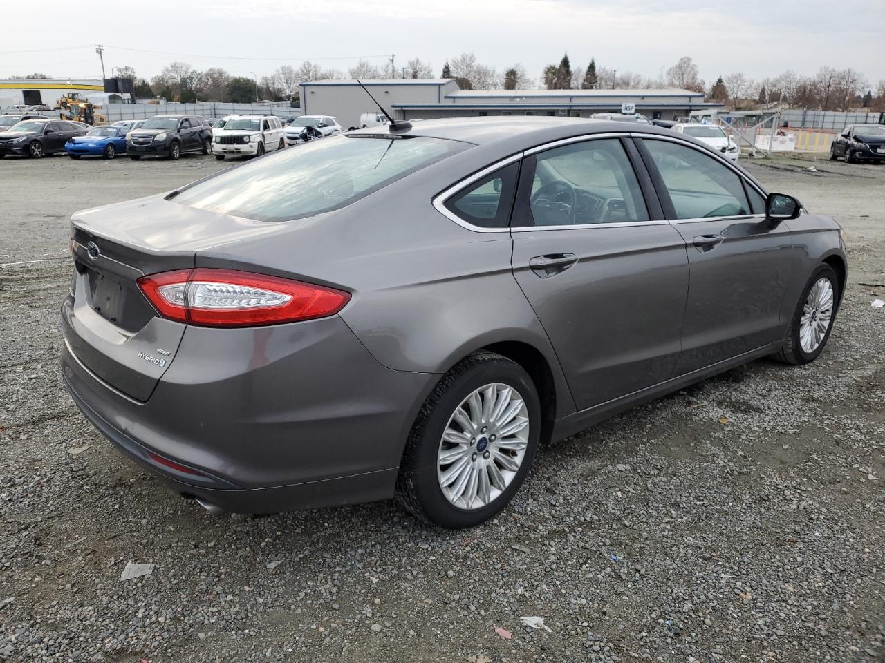 Photo 2 VIN: 3FA6P0LU8DR386585 - FORD FUSION 