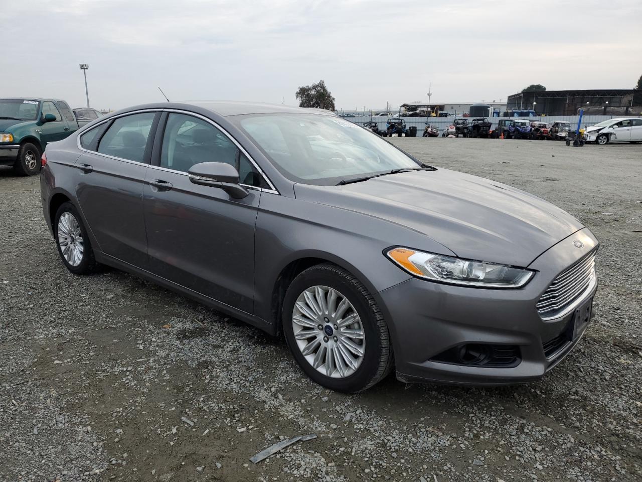 Photo 3 VIN: 3FA6P0LU8DR386585 - FORD FUSION 