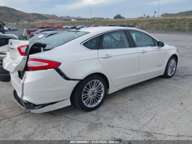 Photo 3 VIN: 3FA6P0LU8ER163948 - FORD FUSION HYBRID 