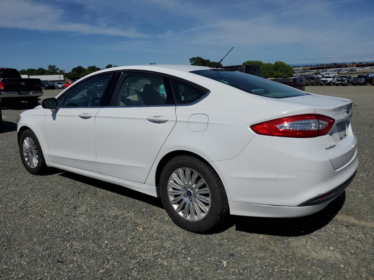 Photo 1 VIN: 3FA6P0LU8ER228264 - FORD FUSION 