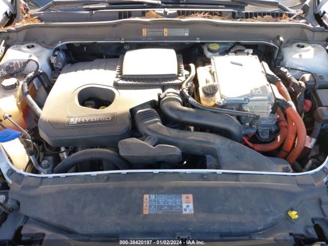 Photo 9 VIN: 3FA6P0LU8FR218349 - FORD FUSION HYBRID 