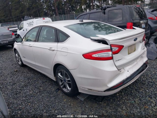 Photo 2 VIN: 3FA6P0LU8GR405172 - FORD FUSION 