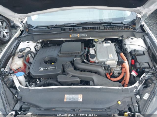 Photo 9 VIN: 3FA6P0LU8GR405172 - FORD FUSION 