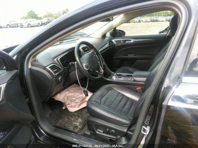 Photo 4 VIN: 3FA6P0LU8HR260586 - FORD FUSION 