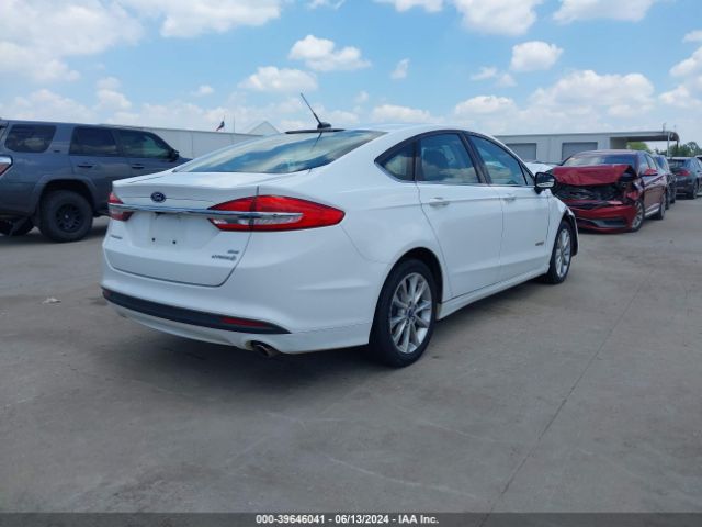 Photo 3 VIN: 3FA6P0LU8HR266162 - FORD FUSION 