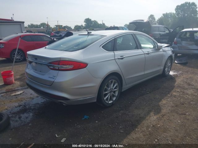 Photo 3 VIN: 3FA6P0LU8HR288033 - FORD FUSION 