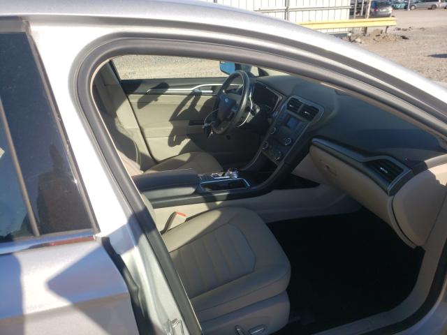 Photo 4 VIN: 3FA6P0LU8HR301301 - FORD FUSION SE 