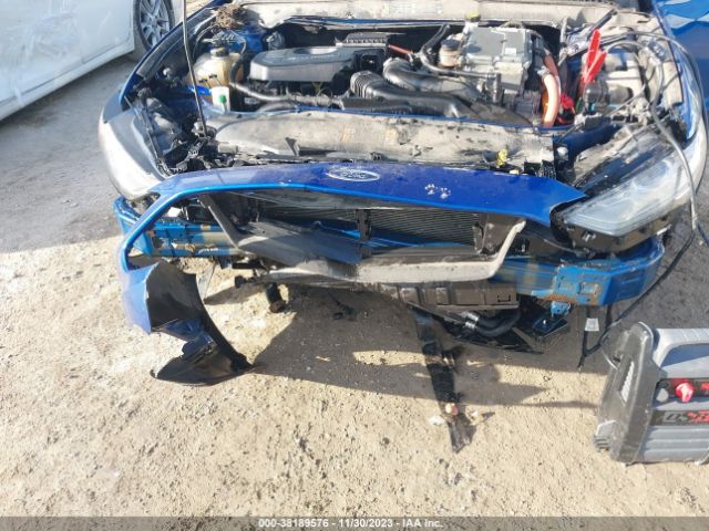 Photo 5 VIN: 3FA6P0LU8HR318812 - FORD FUSION HYBRID 