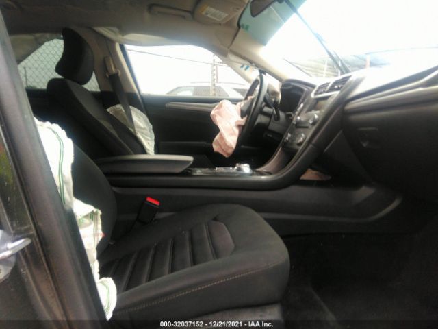 Photo 4 VIN: 3FA6P0LU8HR383708 - FORD FUSION 